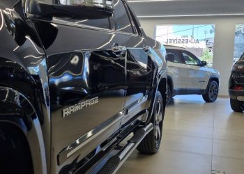 100282722 Friso Rampage Preto Carbon com Inserto Cromado 2