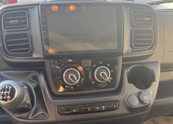 980580 Multimidia Android Tela de 9 com Cambus Ducato